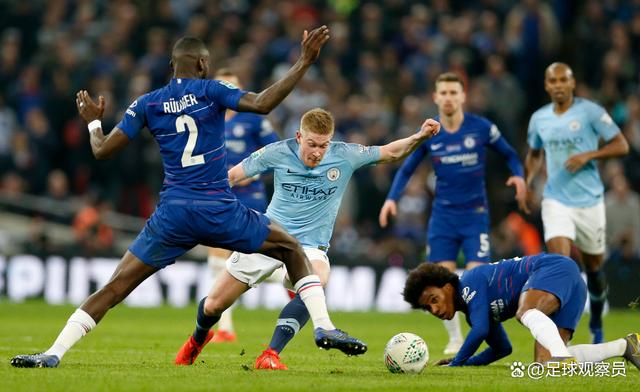 包含曼城主场惊险战胜伯恩利，保持不败的词条