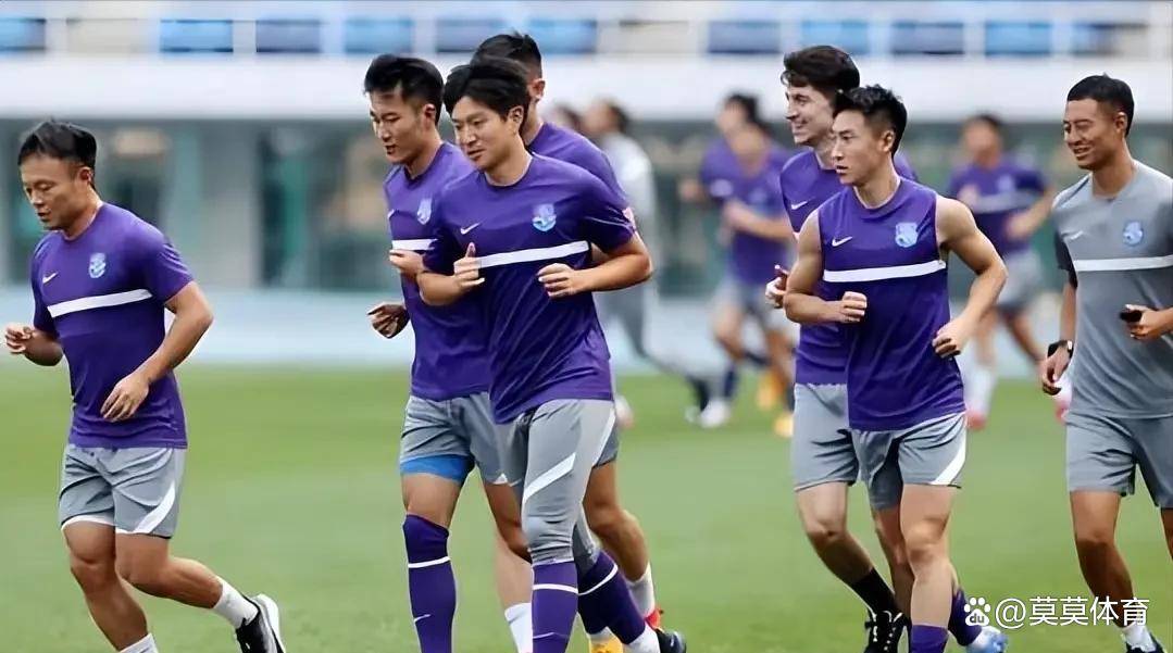 KOK体育-关于中超联赛榜首之争：劲旅势均力敌，胜者赢得领跑的信息